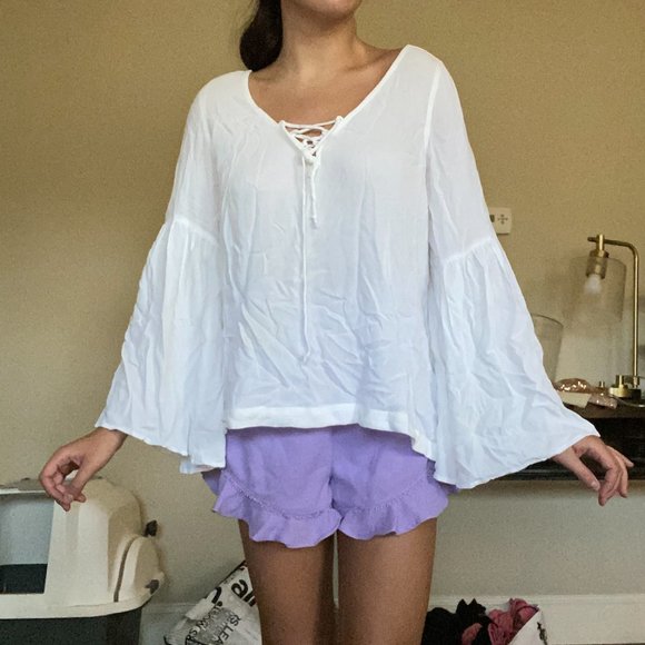 Flowy White Long-Sleeve Top with Front Lace Up - Picture 1 of 3